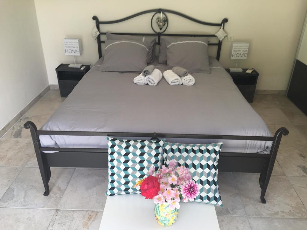 B&B Charming Saint Paul De Vence ภายนอก รูปภาพ
